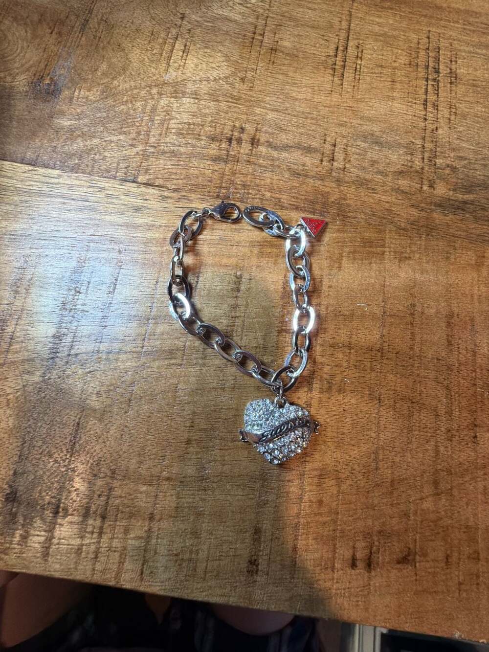 Guess Crystal heart Chain Bracelet